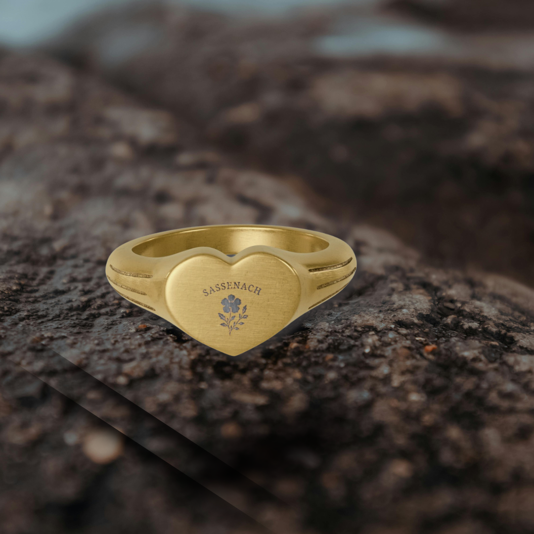 Engraved Heart Signet Ring | Stainless Steel Gold Tone | Outlander Inspired Jewelry | Sassenach Ring