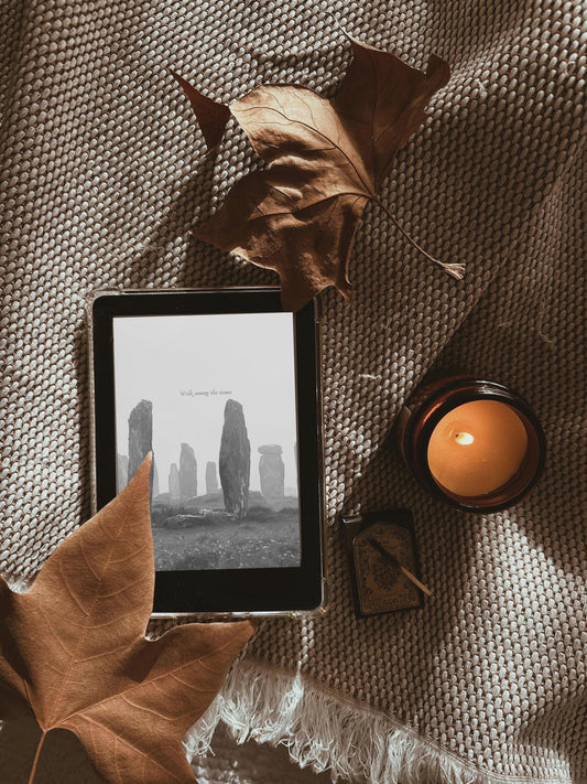 Outlander Inspired Kindle Lockscreen Bundle: 5 Scottish Highlands Wallpapers (Digital Download)